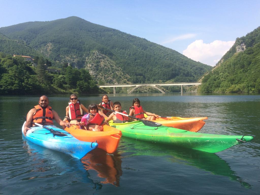 Agriturismo Braccicorti Otel Pieve Fosciana Dış mekan fotoğraf